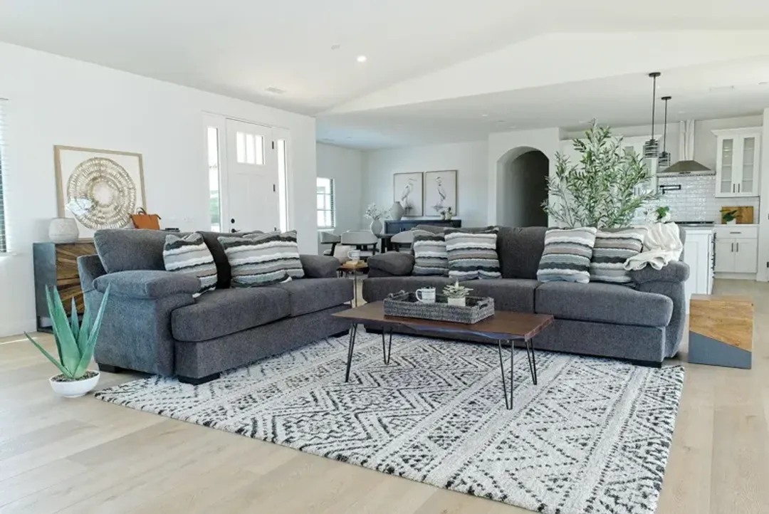 furniture2-315248