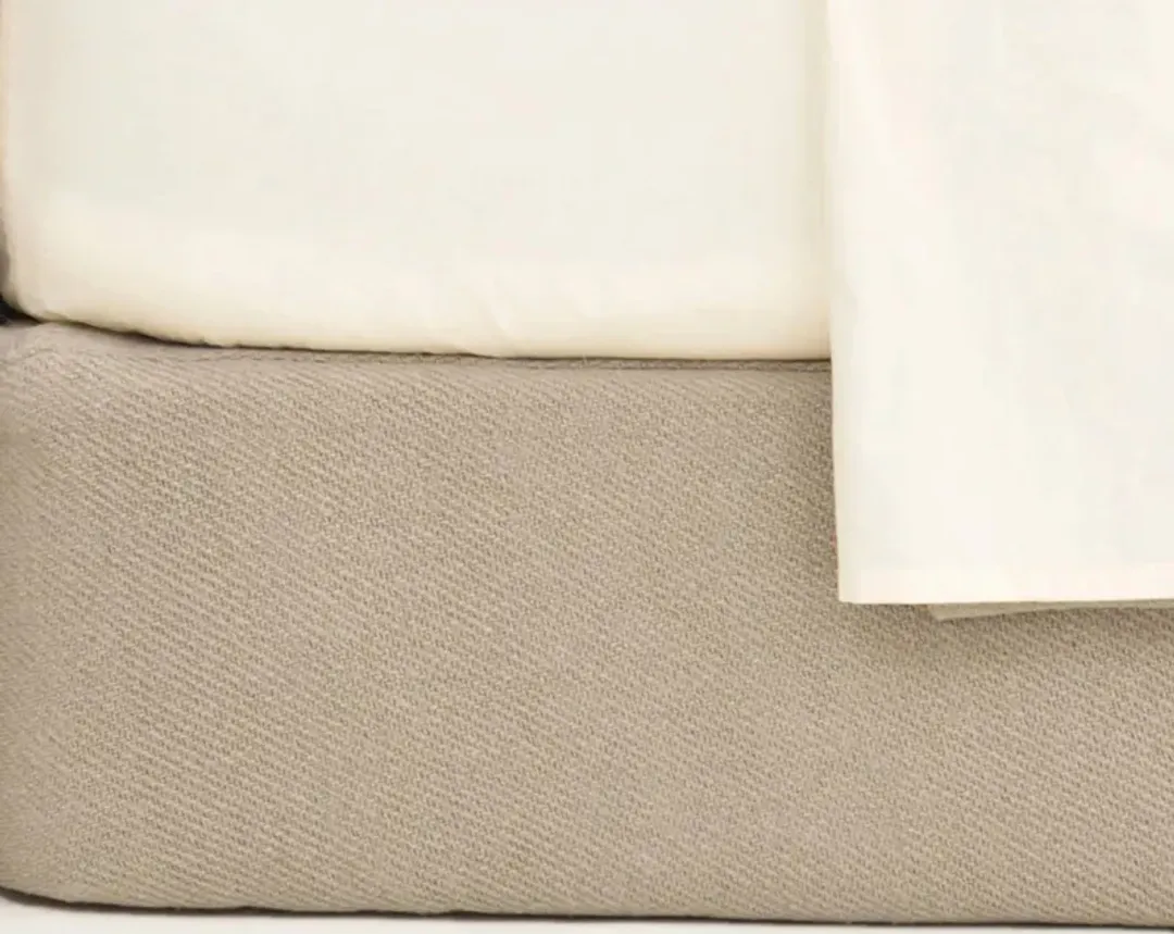 furniture3-300402